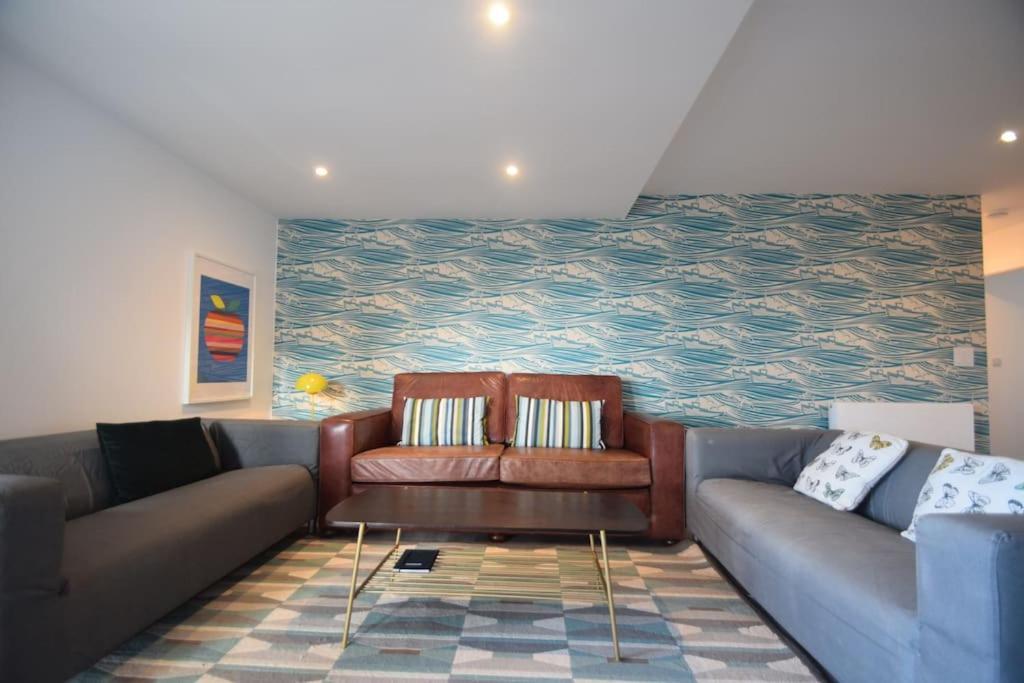 Flat 1 High Tide House, Mortehoe - Beautifully Designed Ground Floor Flat With Sea Views And Garden Екстериор снимка